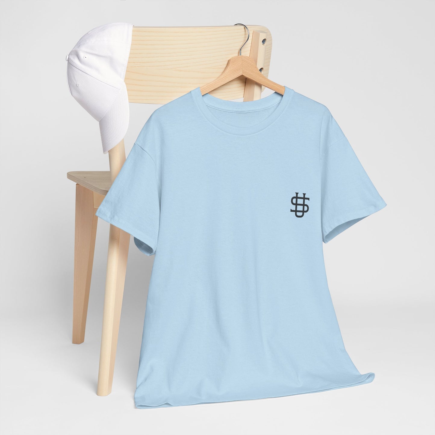 T-shirt con scritta "Urbanstride abbreviata U.S "