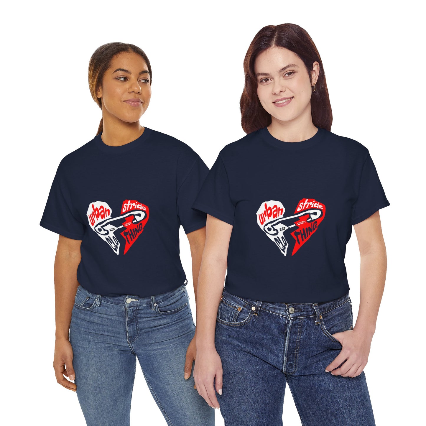 T-shirt con disegno cuore spezzato