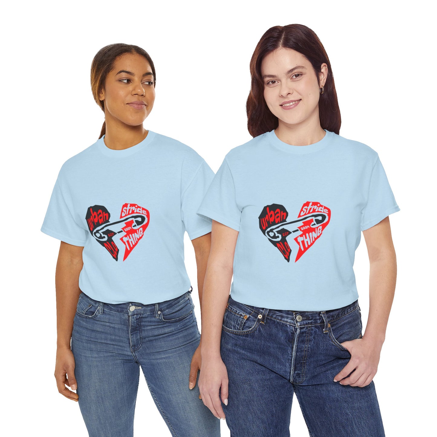 T-shirt con disegno cuore spezzato