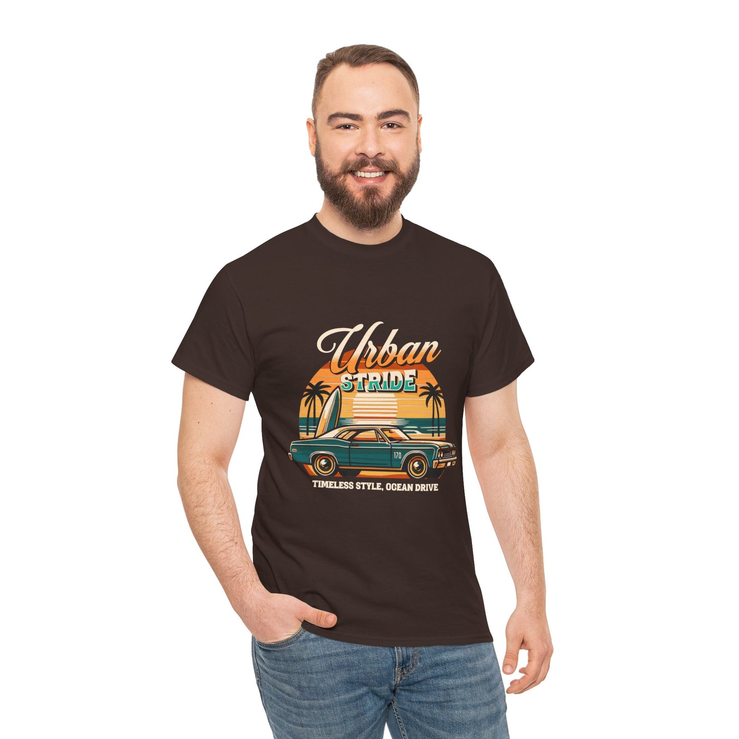 T-shirt con scritta"Urbanstride timeless style ocean drive "