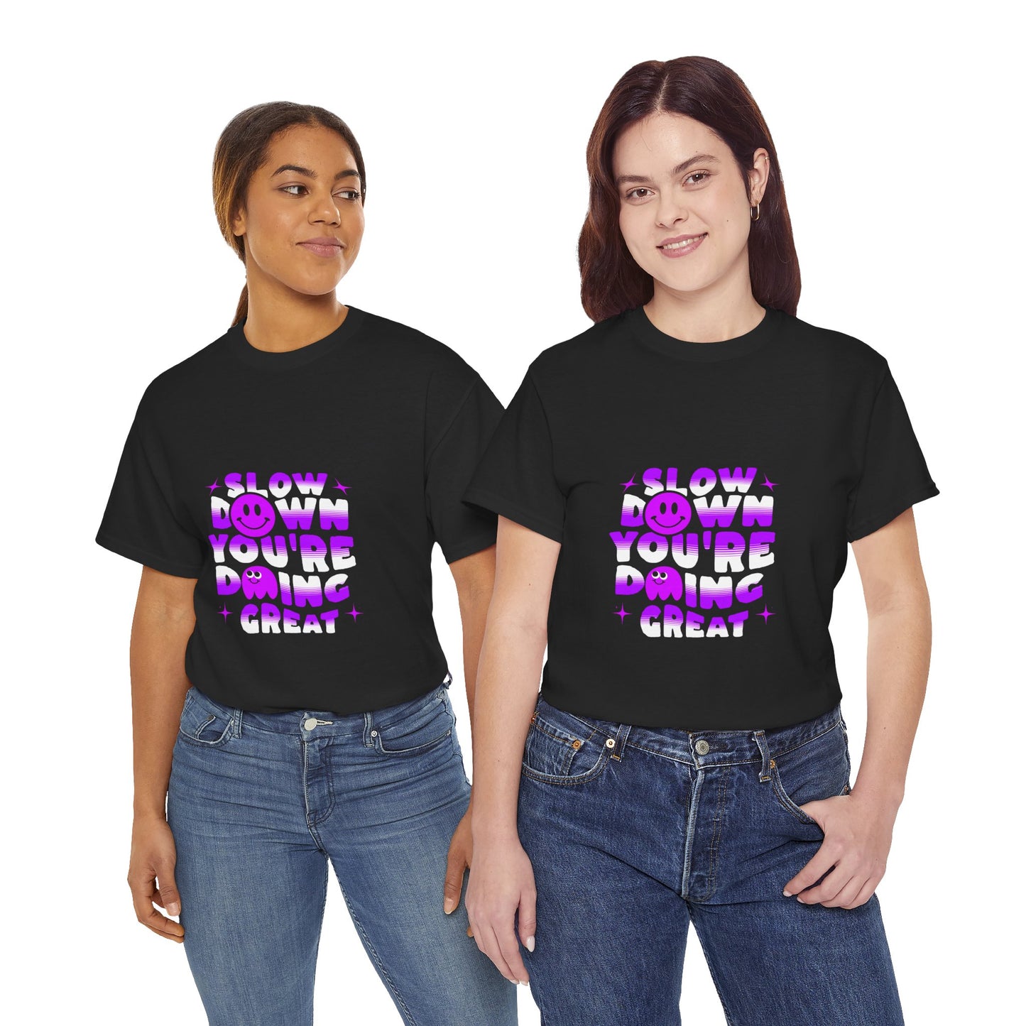 T-shirt con scritta "Slow down you doing great"
