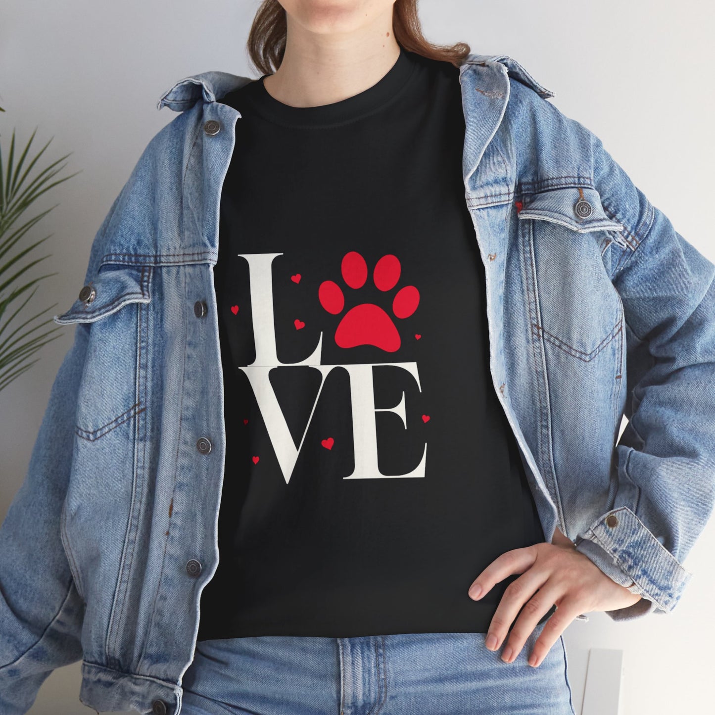T-shirt con scritta "Love"
