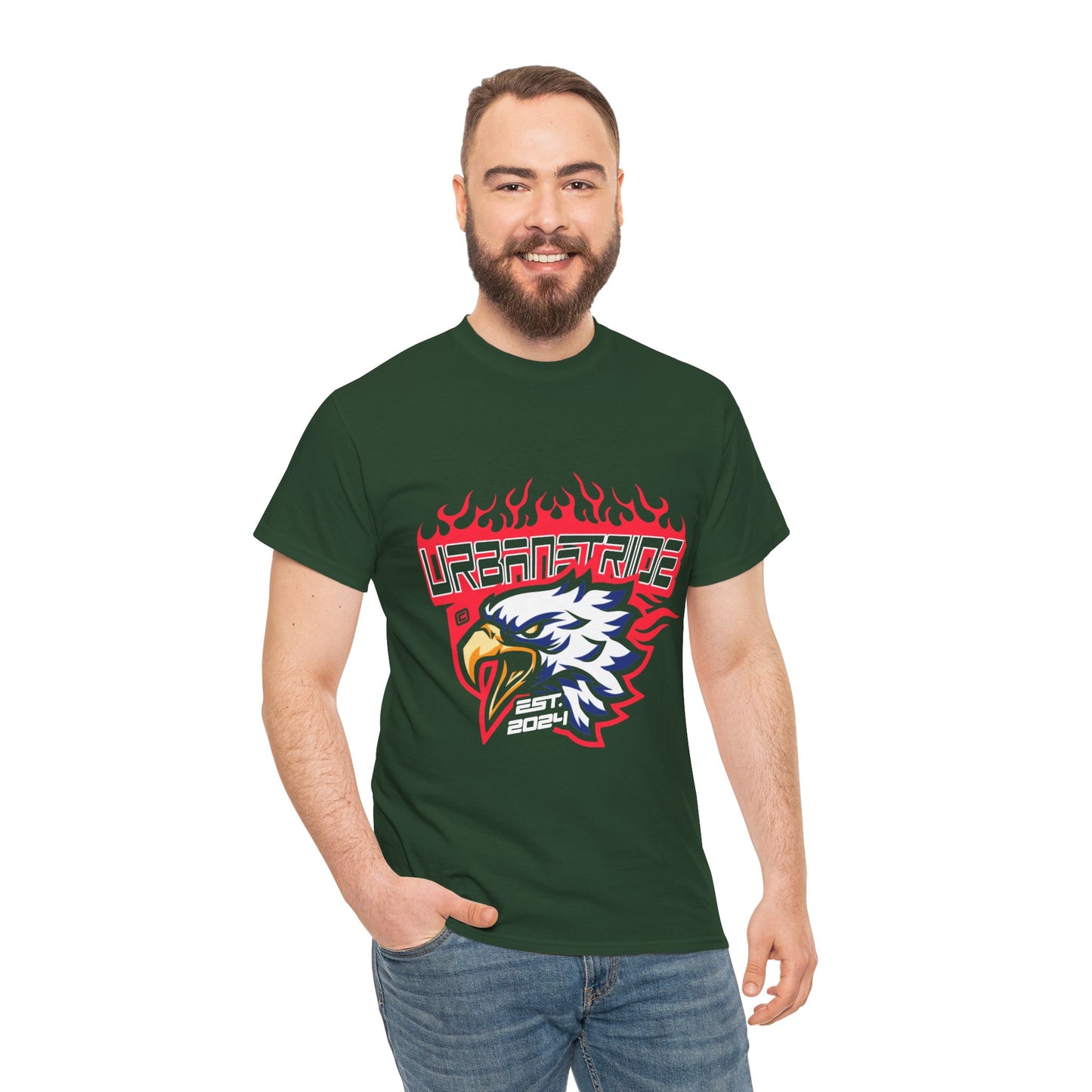 T-shirt con scritta "Urbanstride" e aquila