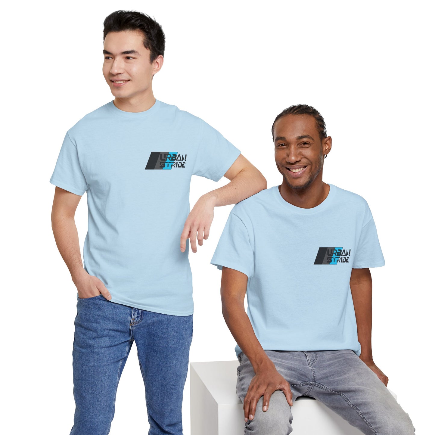 T-shirt con scritta "urbanstride " stile sportivo