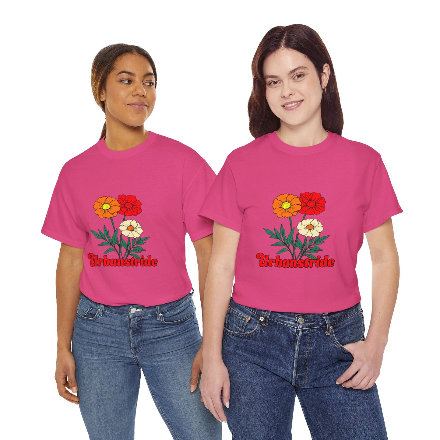 T-shirt con rappresentazione di fiori e scritta "Urbanstride"