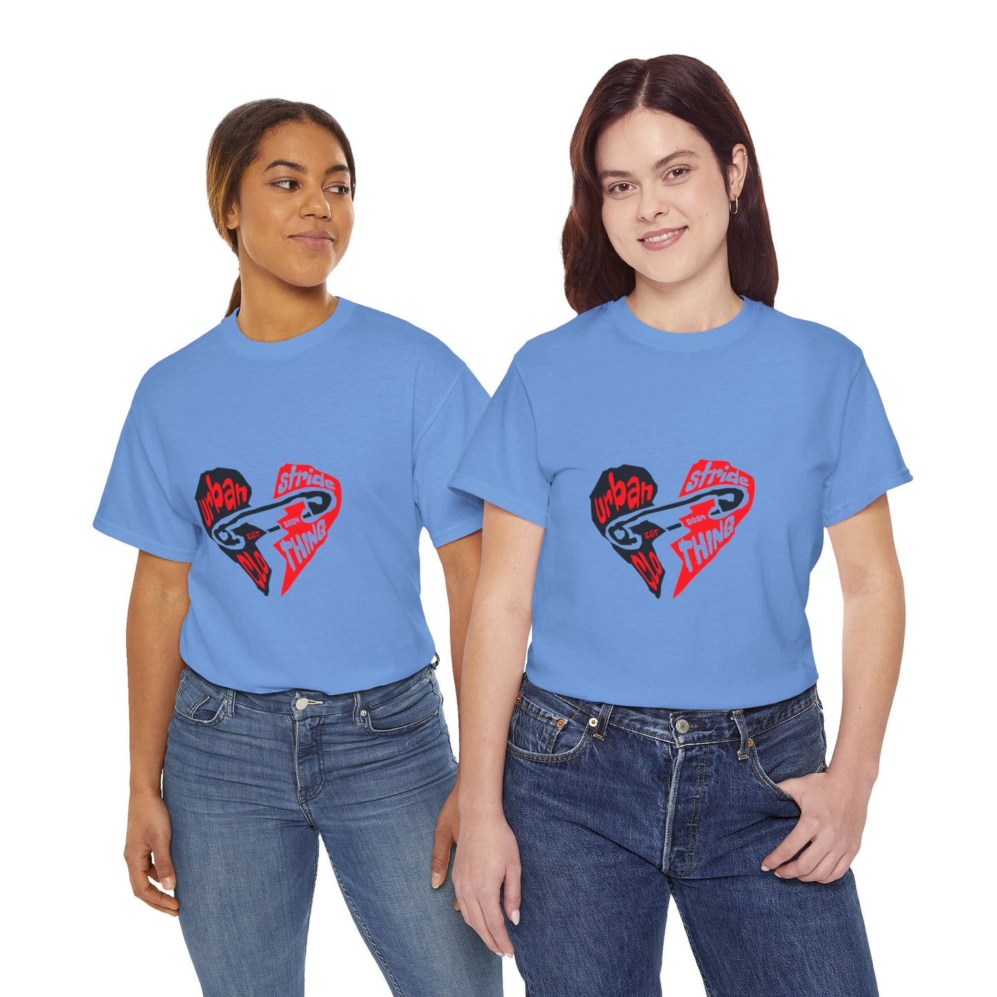 T-shirt con disegno cuore spezzato