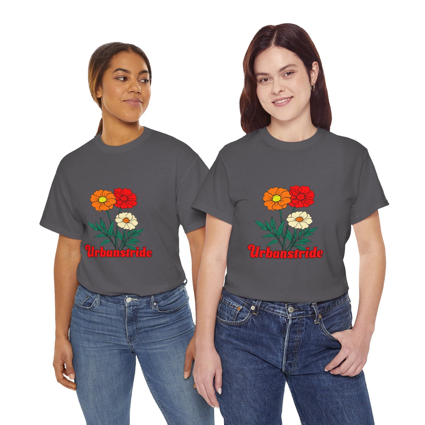 T-shirt con rappresentazione di fiori e scritta "Urbanstride"