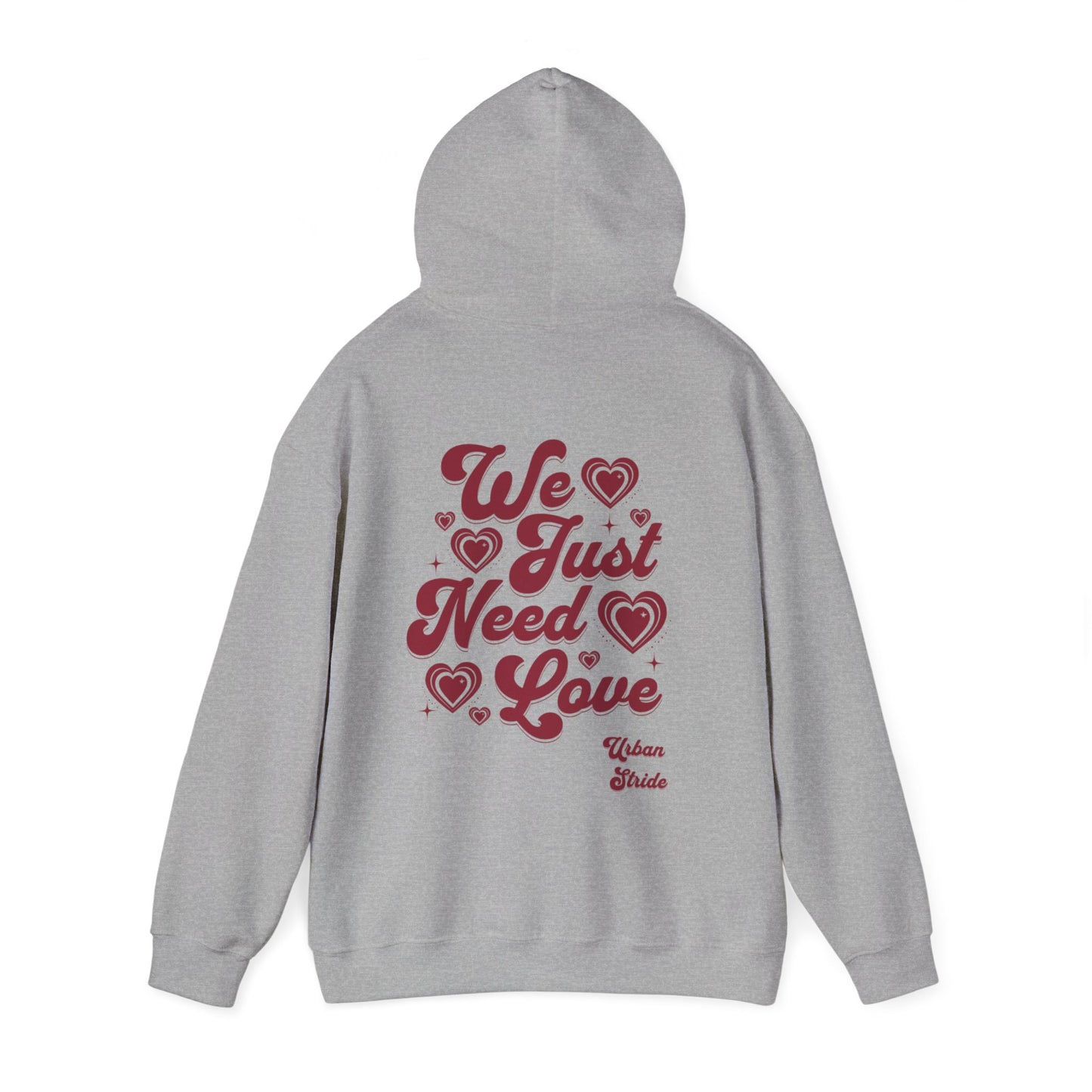Felpa con scritta "We just need love"