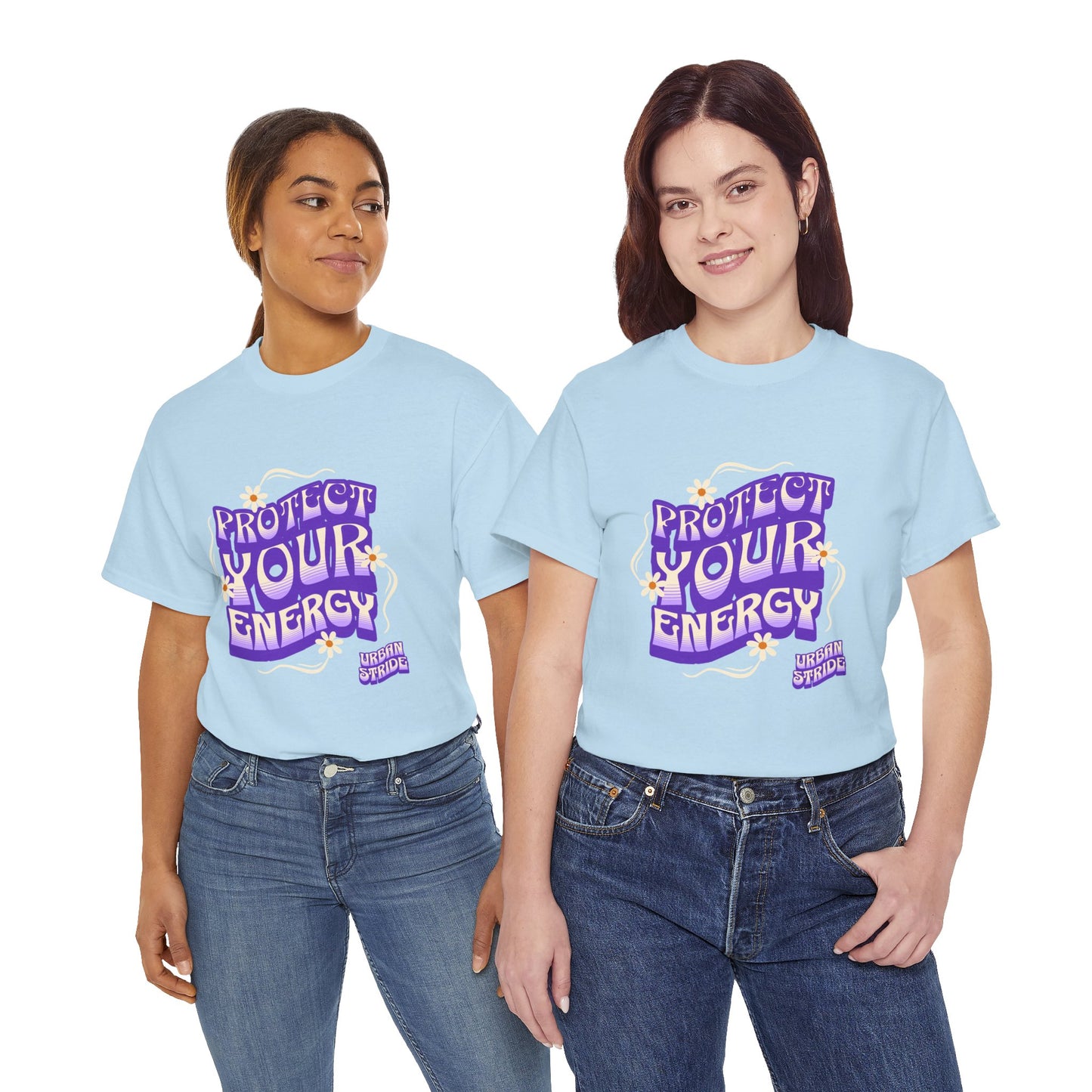 T-shirt con scritta "Protect your energy"