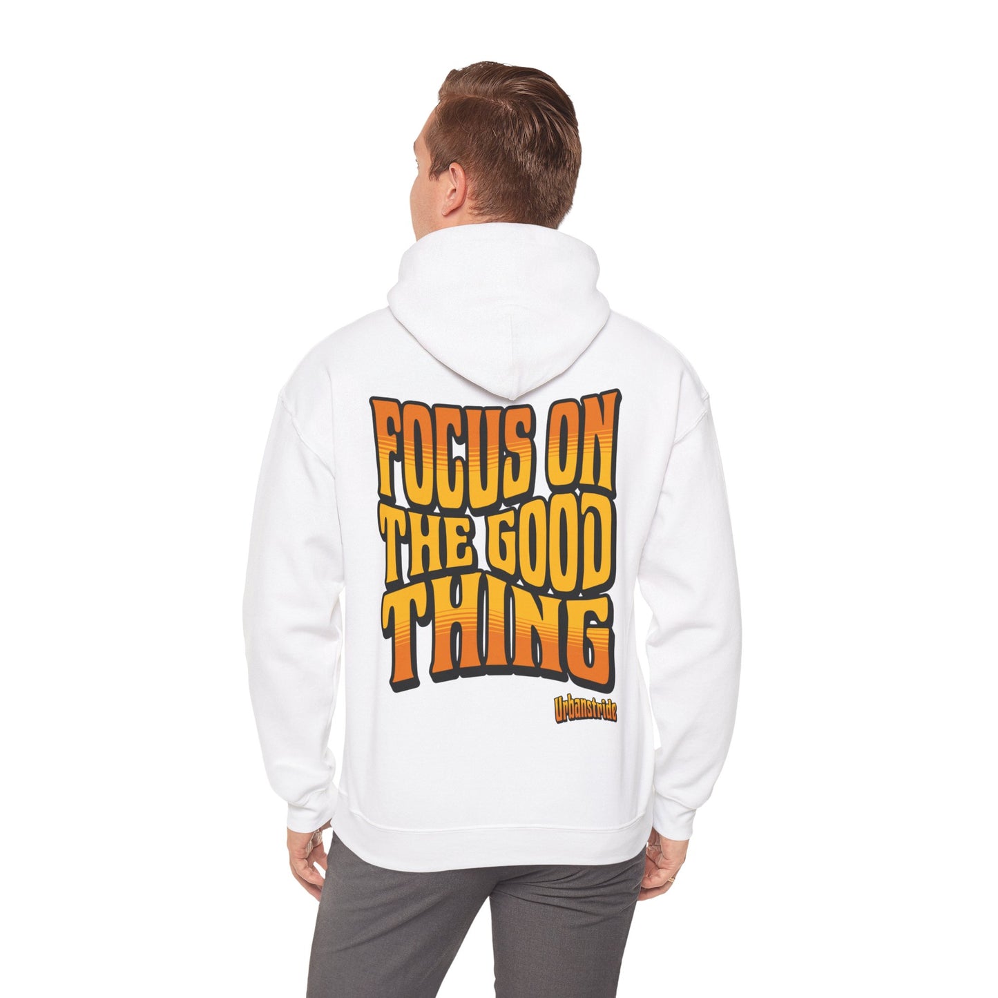 Felpa con scritta "Focus on the good thing"