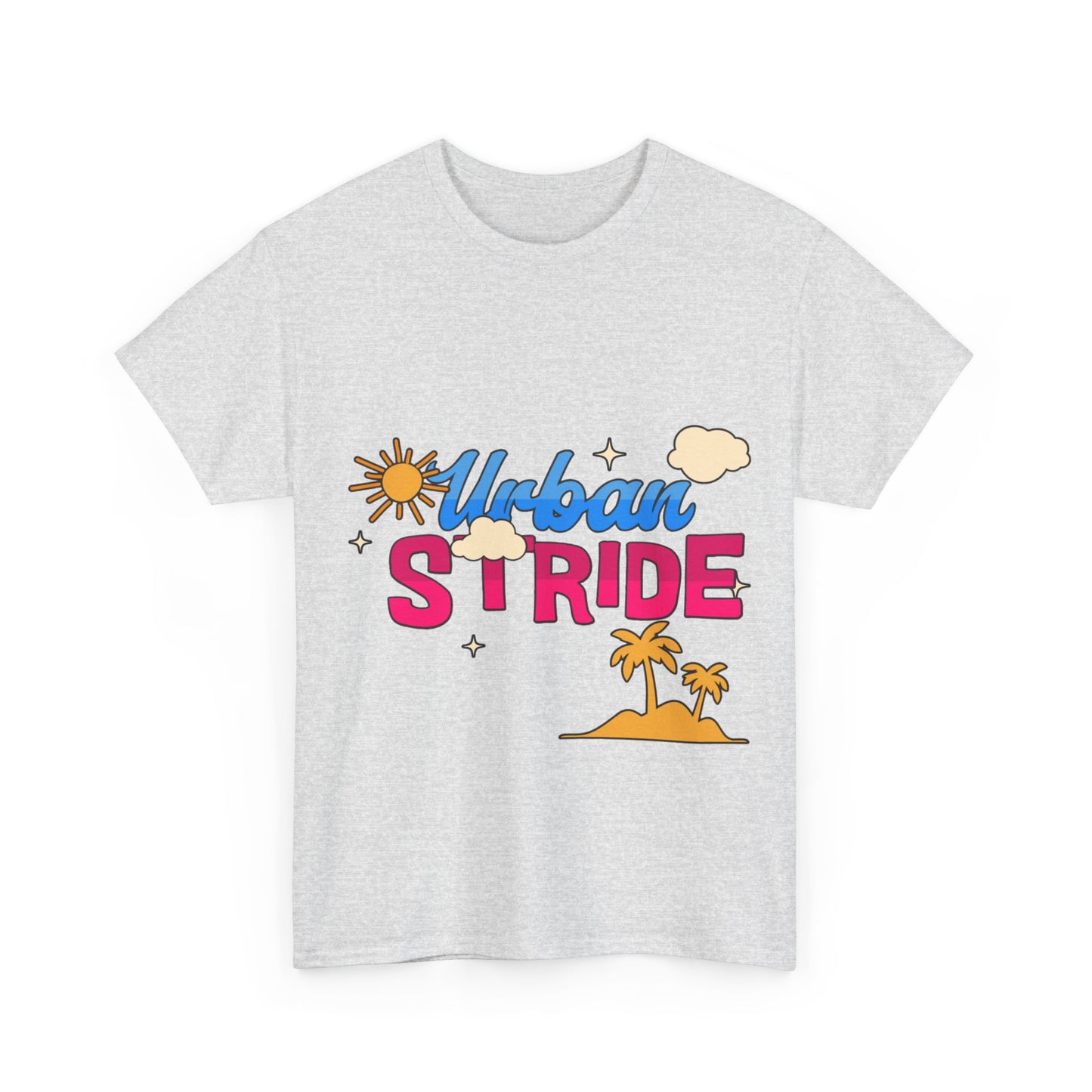 T-shirt con scritta "Urbanstride"al mare