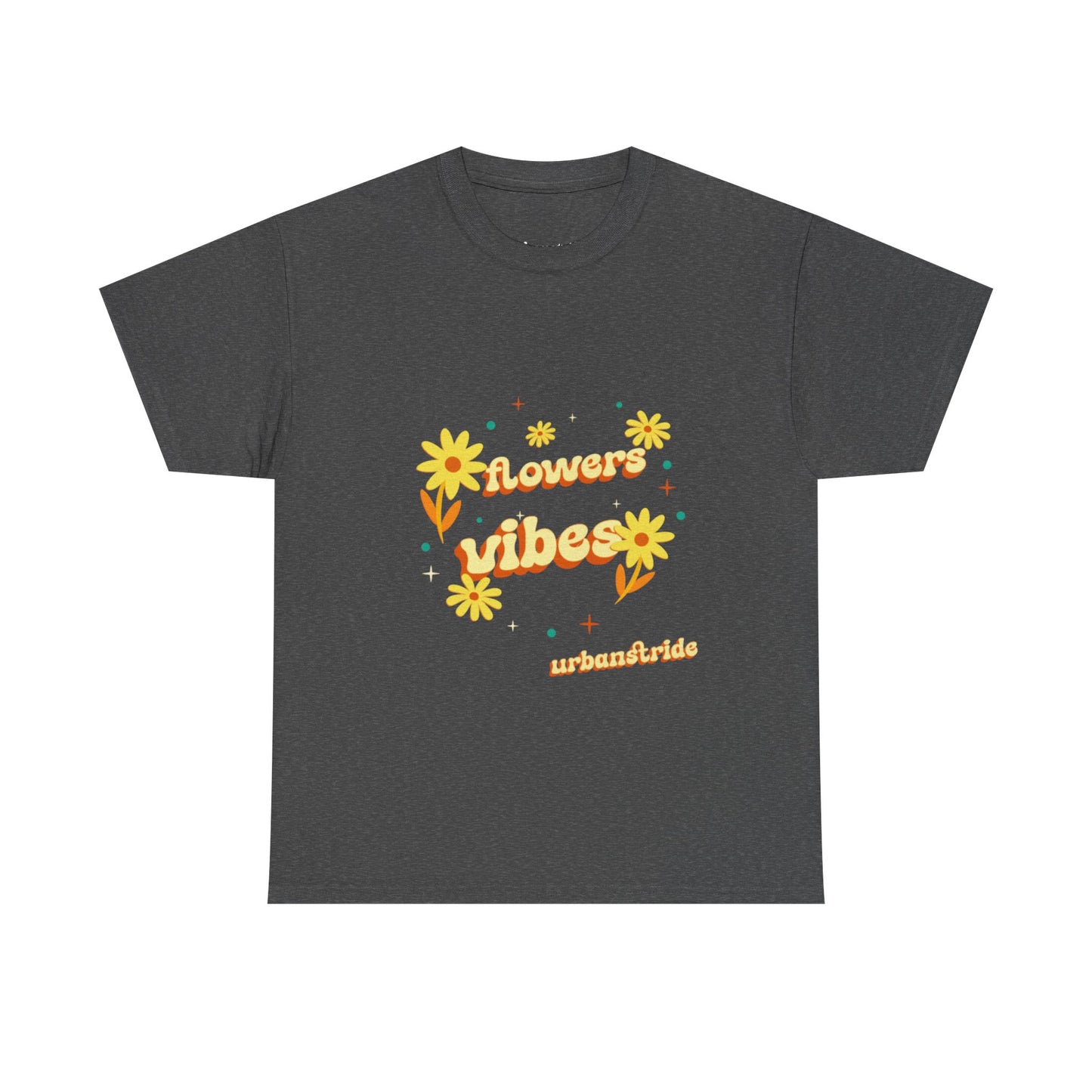 T-shirt con scritta "Flowers vibes"