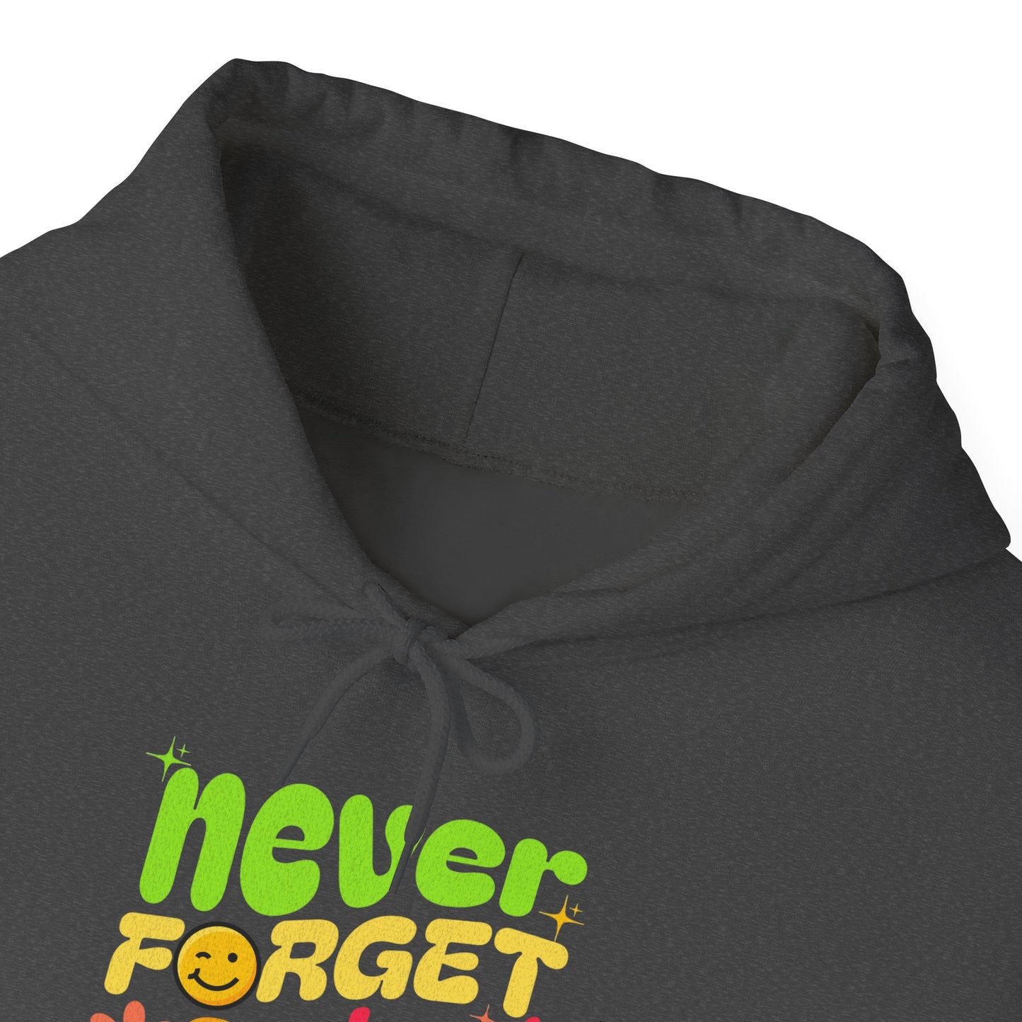 Felpa con scritta "Never forget about your passion"