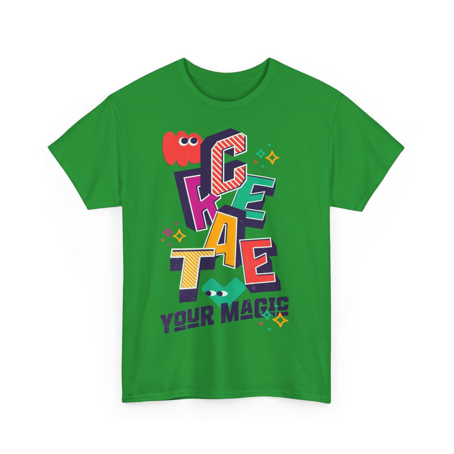 T-shirt con scritta "Create your magic"