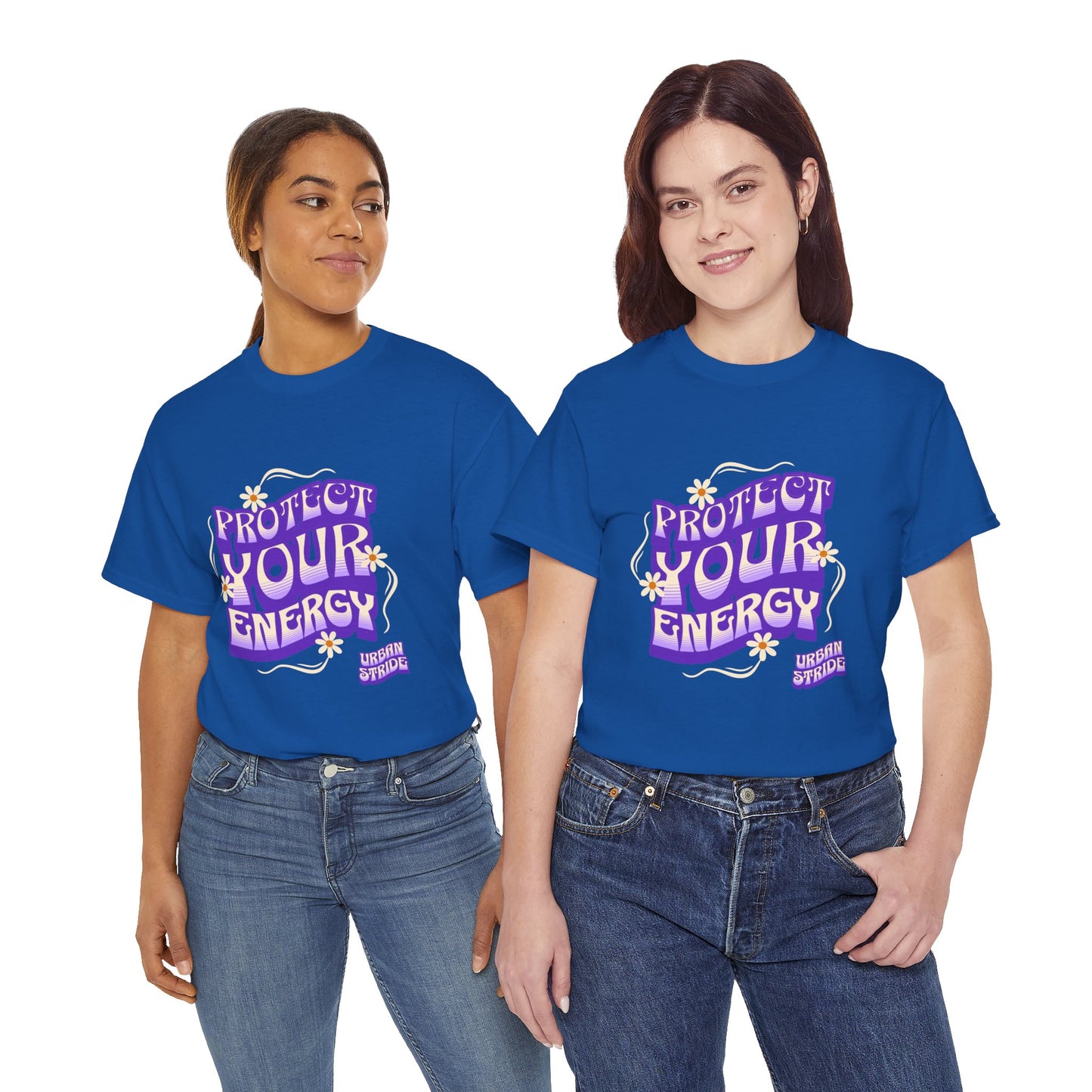 T-shirt con scritta "Protect your energy"