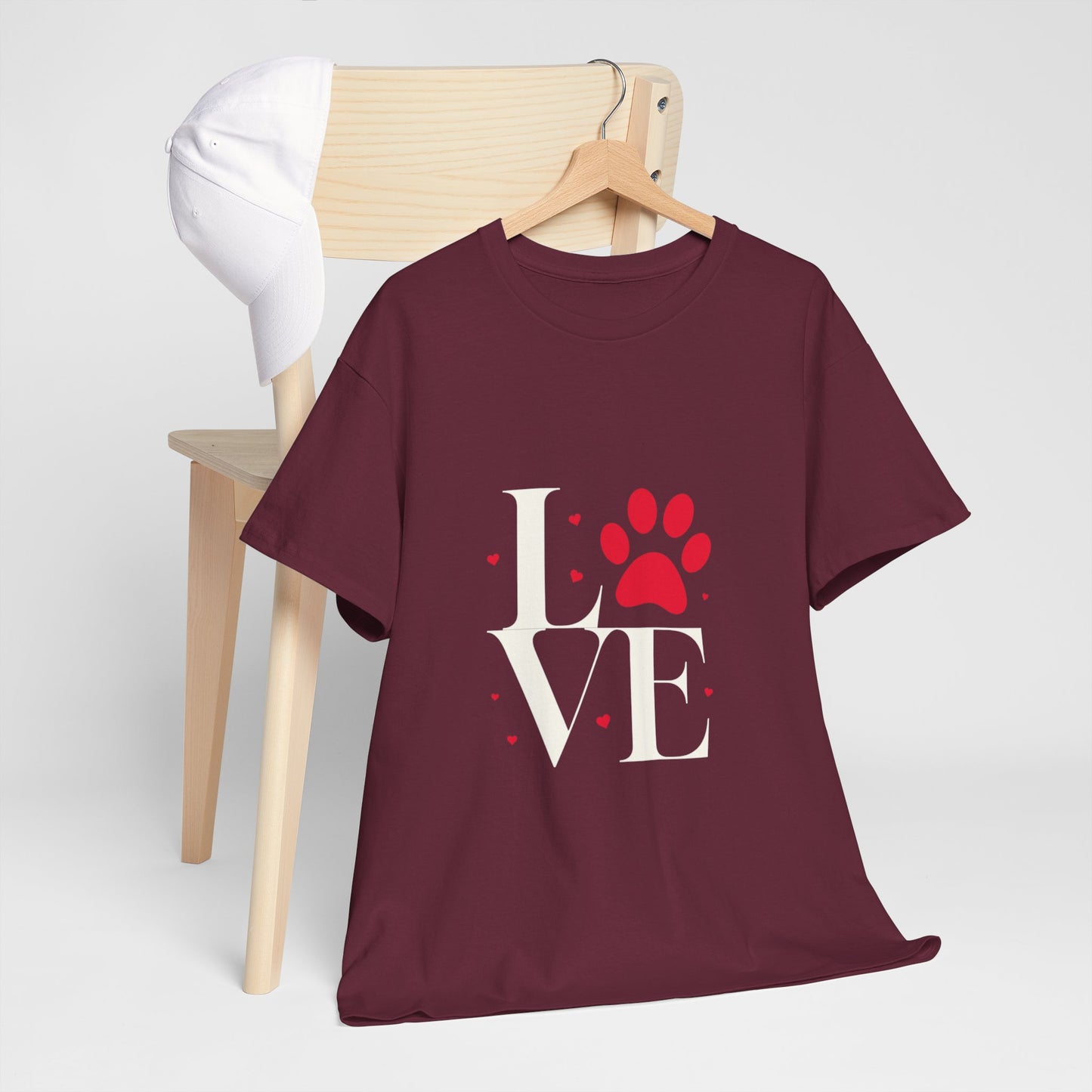 T-shirt con scritta "Love"