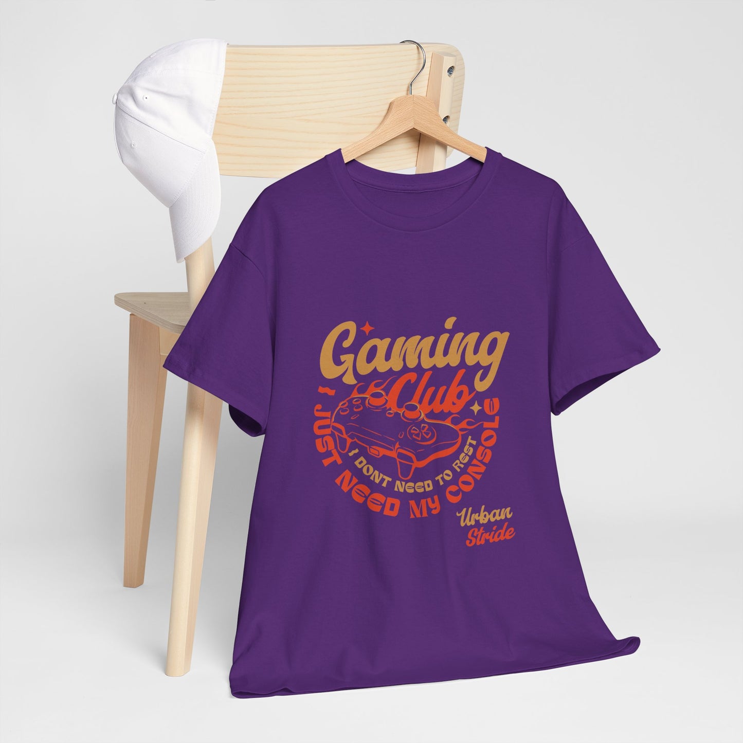 T-shirt con scritta “Gaming Club – I Just Need My Console”