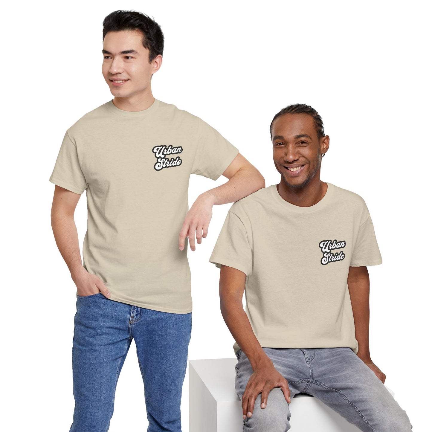 T-shirt con scritta "urbanstride " stile firma