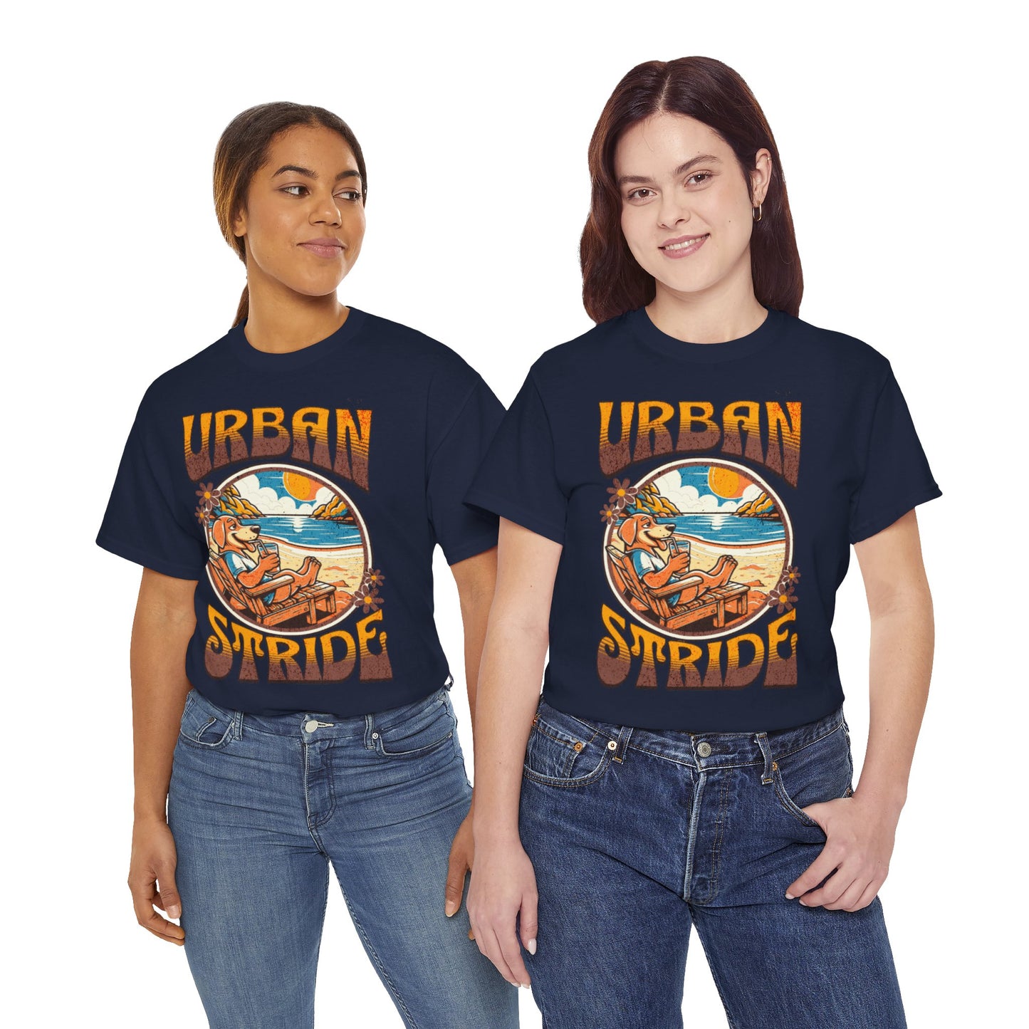 T-shirt con scritta "Urbanstride" e cane