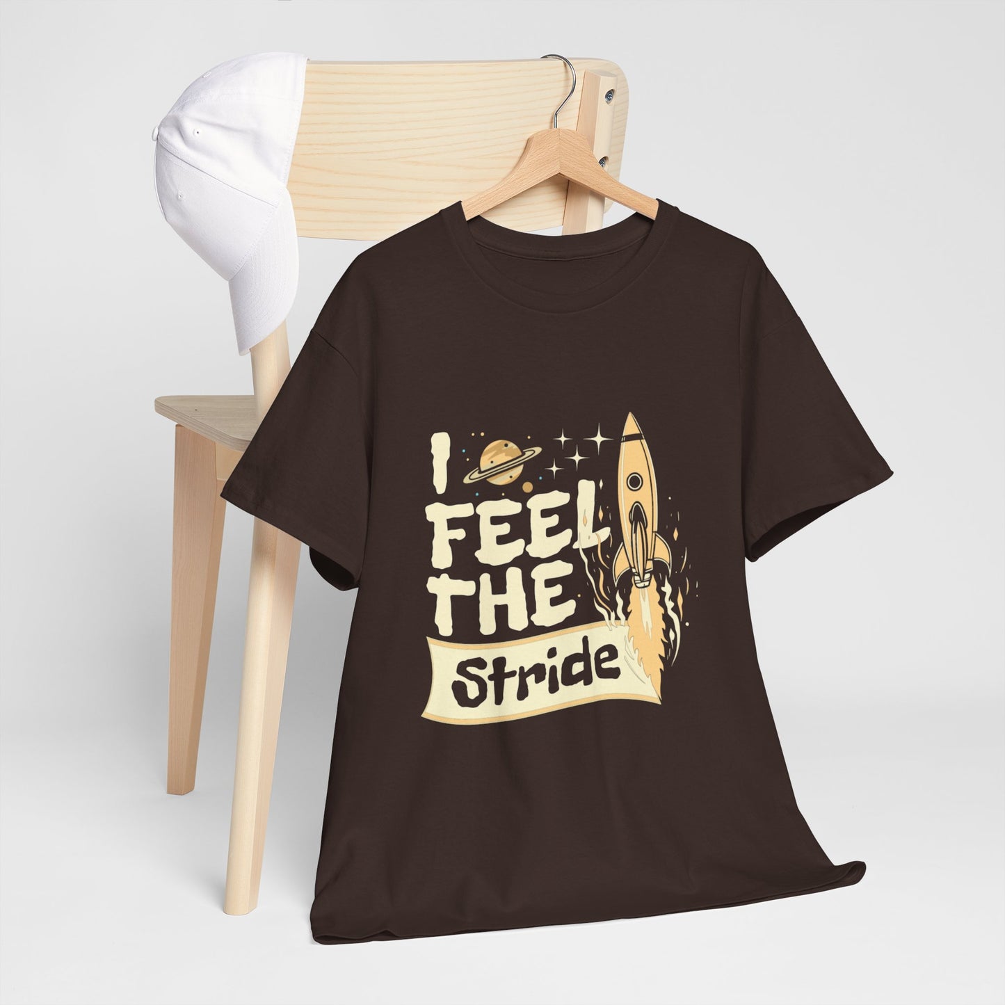 T-shirt con scritta "I feel the stride "