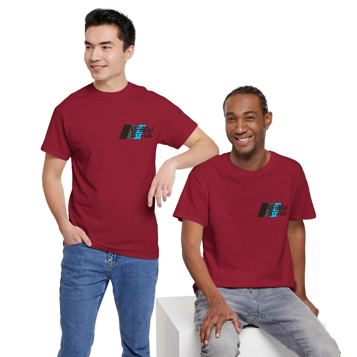 T-shirt con scritta "urbanstride " stile sportivo