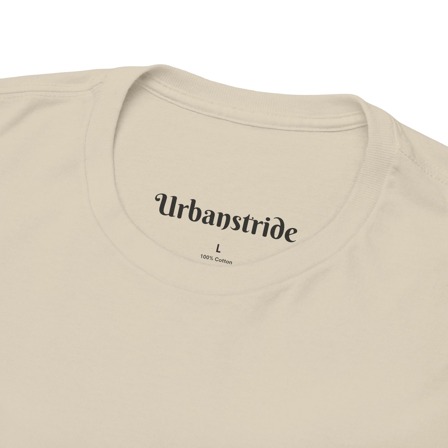 T-shirt con disegno cuore spezzato