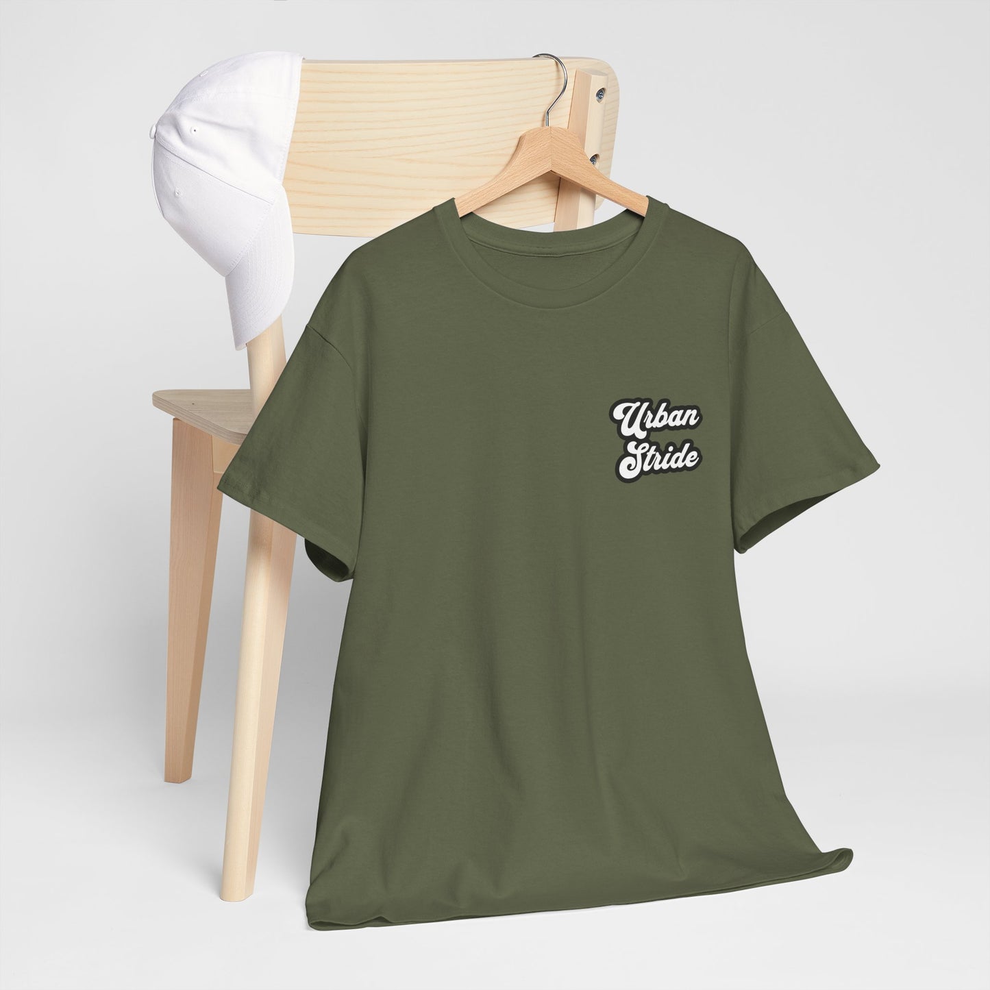 T-shirt con scritta "urbanstride " stile firma