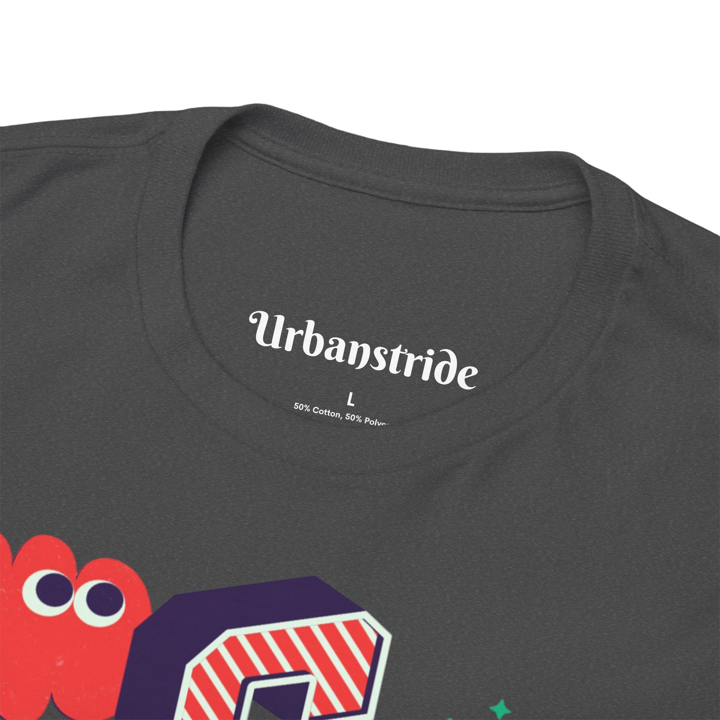 T-shirt con scritta "Create your magic"
