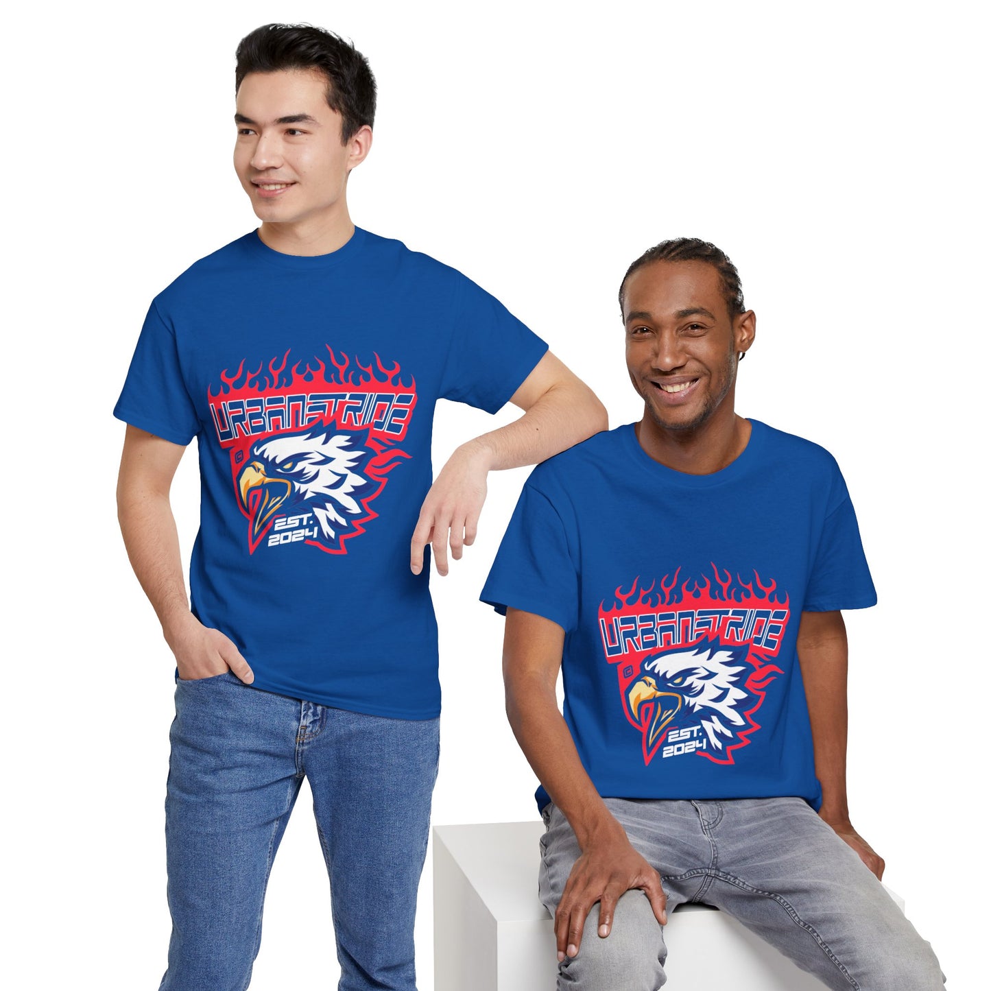T-shirt con scritta "Urbanstride" e aquila