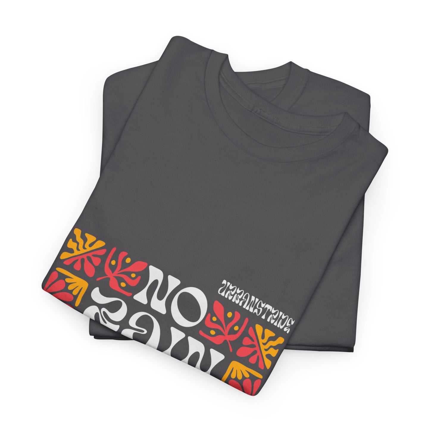 T-shirt con scritta "No rain no flowers"