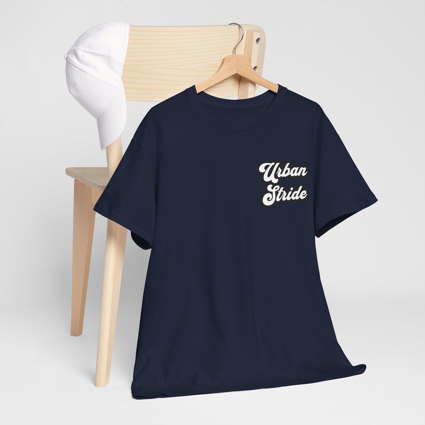 T-shirt con scritta "urbanstride " stile firma
