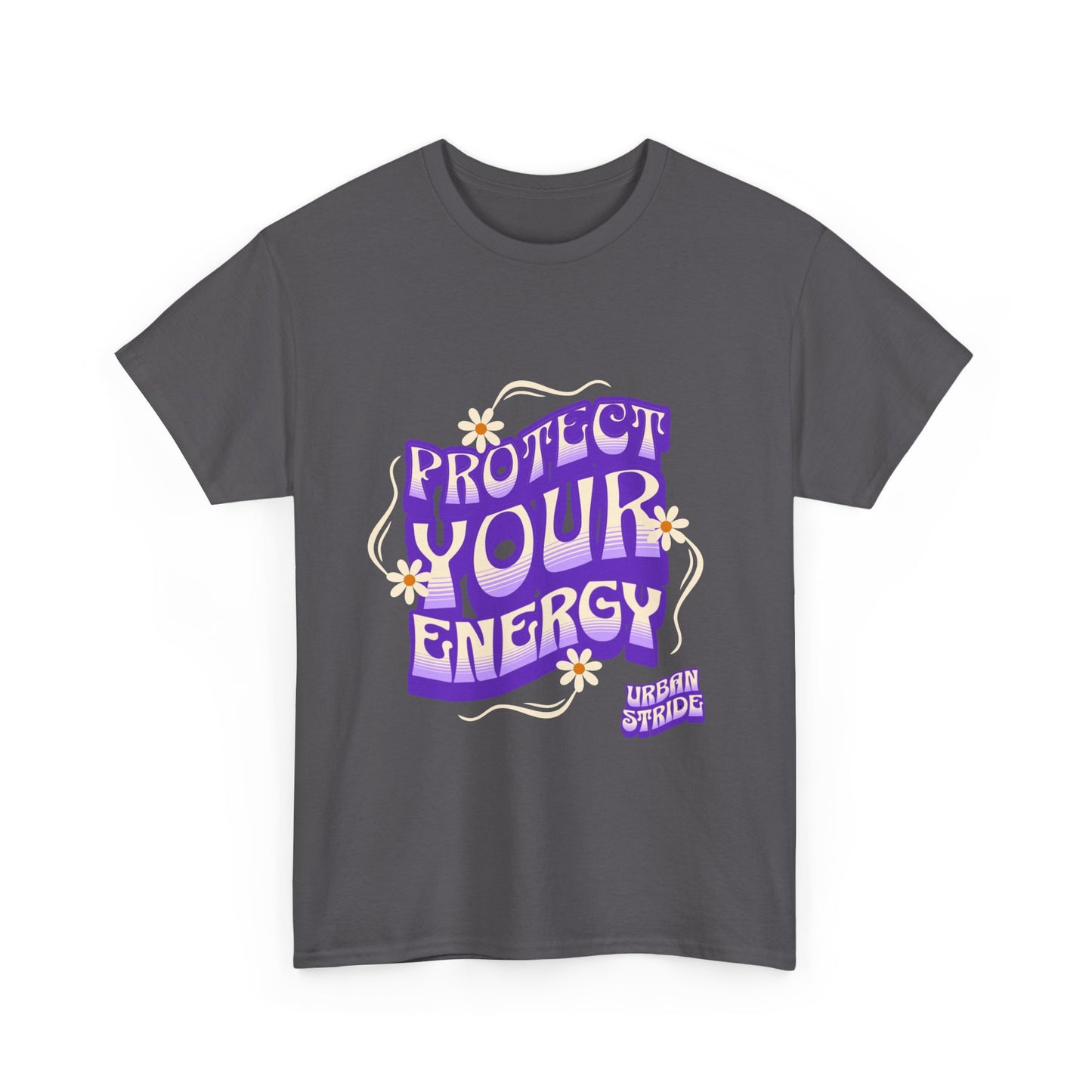 T-shirt con scritta "Protect your energy"