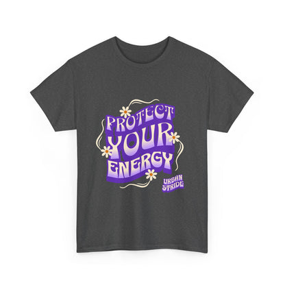T-shirt con scritta "Protect your energy"