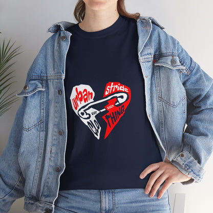 T-shirt con disegno cuore spezzato
