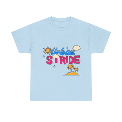 T-shirt con scritta "Urbanstride"al mare