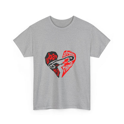 T-shirt con disegno cuore spezzato