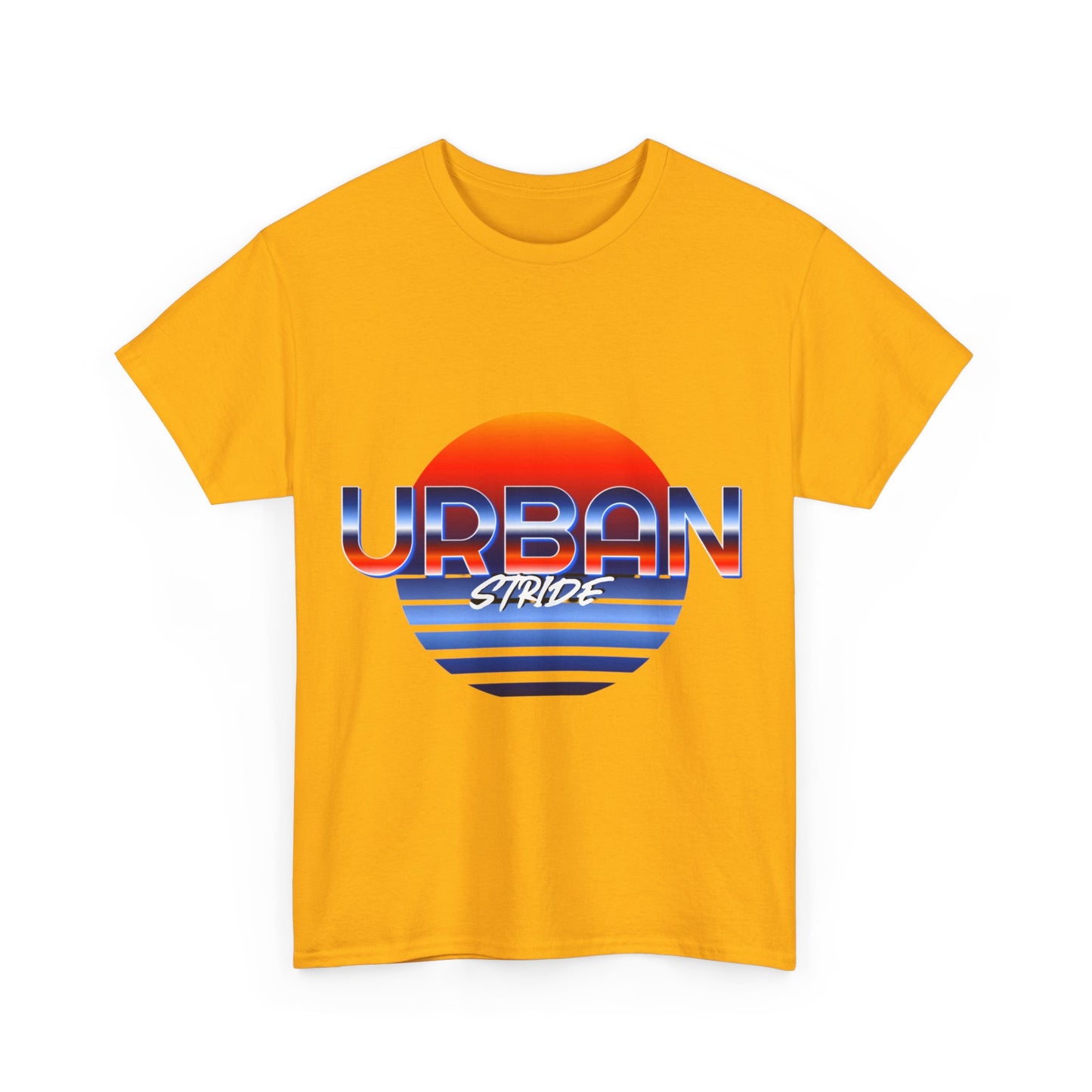 T-shirt con scritta "urbanstride" soleggiata
