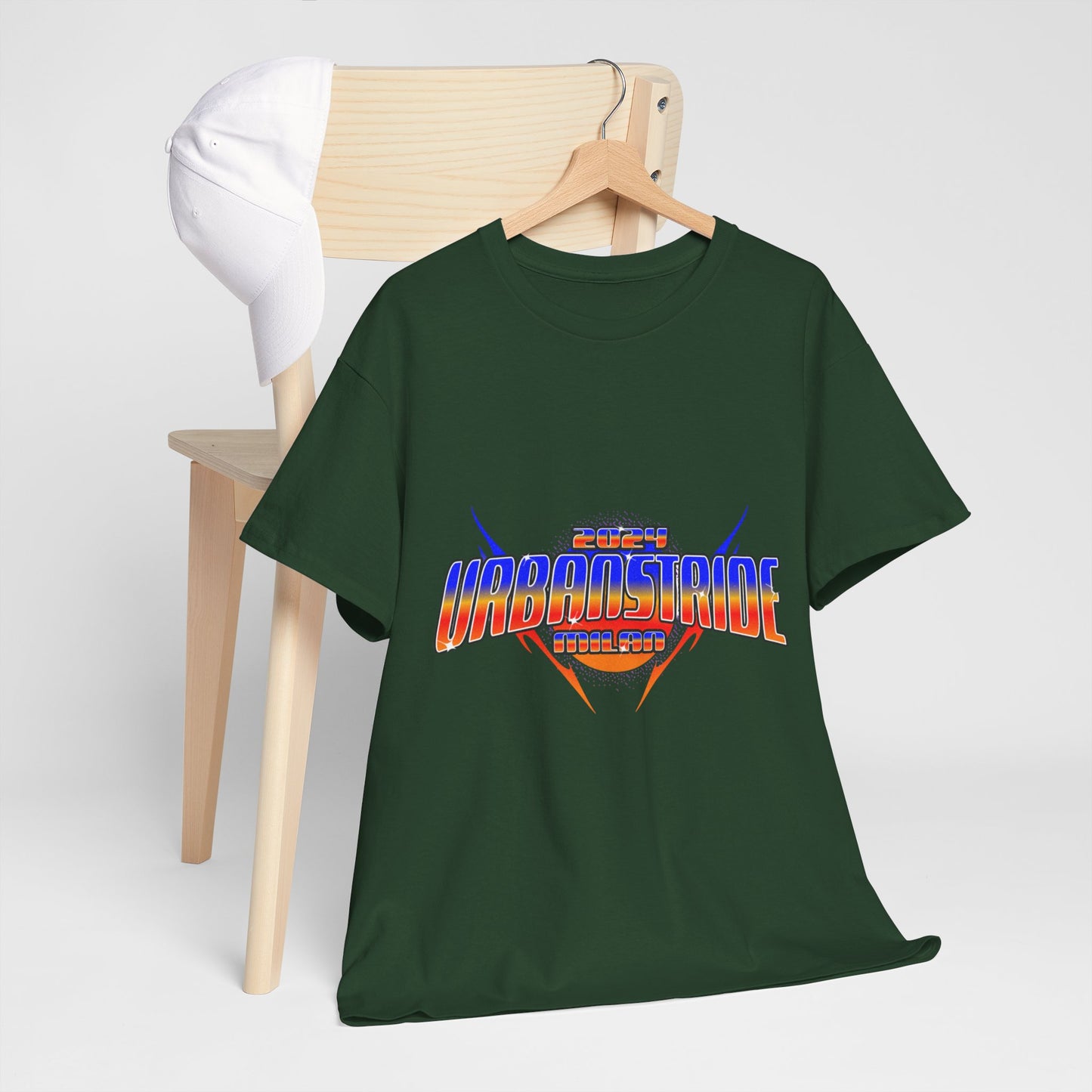 T-shirt con scritta "Urbanstride 2024 Italy"