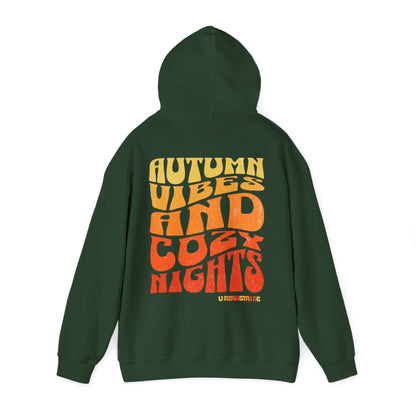 Felpa con scritta "Autumn vibes and cozy nights"
