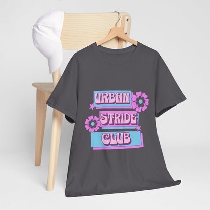 T-shirt con scritta "Urbanstride club"