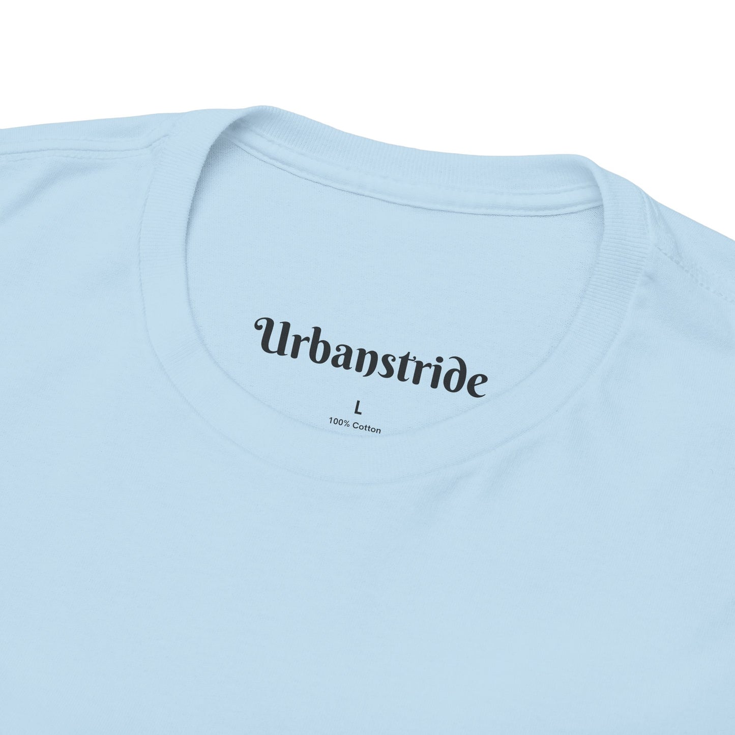 T-shirt con scritta "urbanstride" centrale