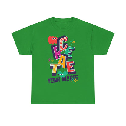 T-shirt con scritta "Create your magic"