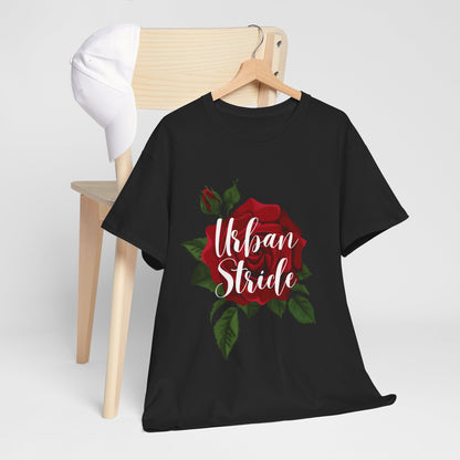 T-shirt con scritta "UrbanStride Vintage Flower