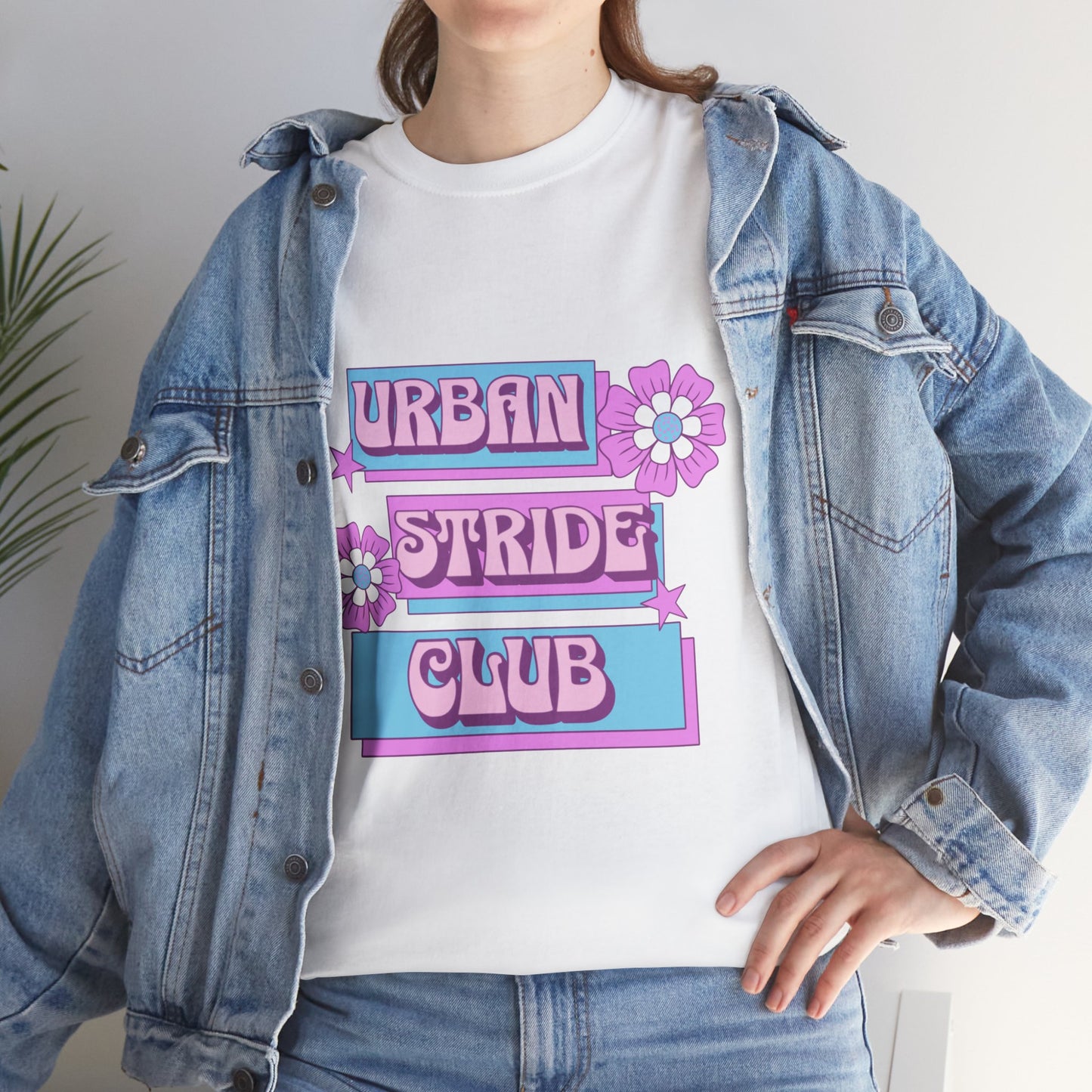 T-shirt con scritta "Urbanstride club"