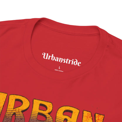 T-shirt con scritta "Urbanstride" e cane