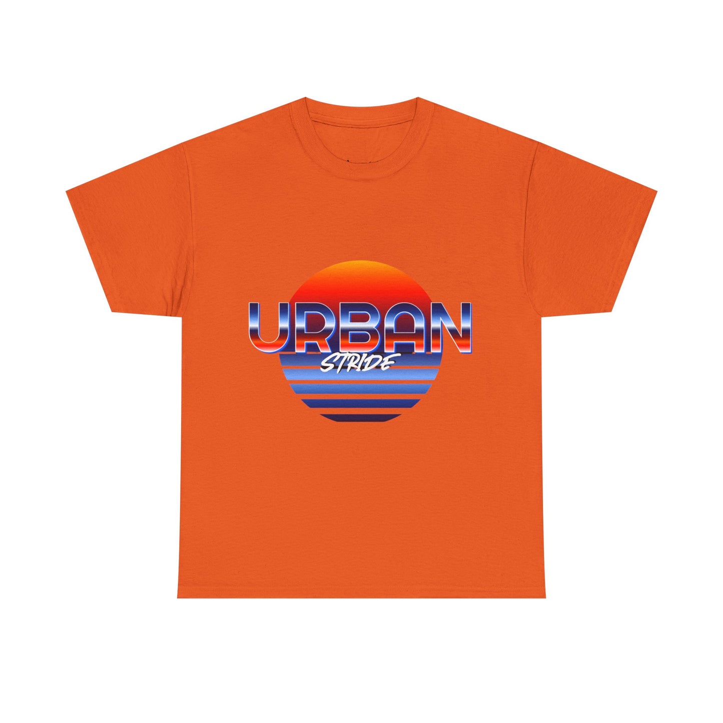 T-shirt con scritta "urbanstride" soleggiata