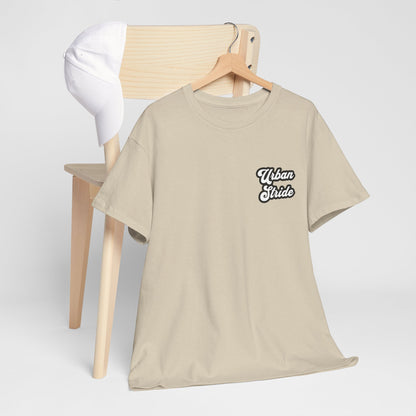 T-shirt con scritta "urbanstride " stile firma