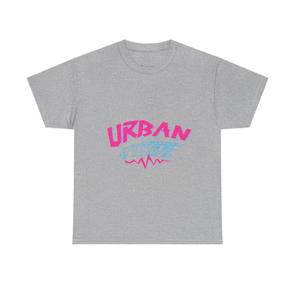 T-shirt con scritta "UrbanStride Neon Pulse"