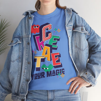 T-shirt con scritta "Create your magic"
