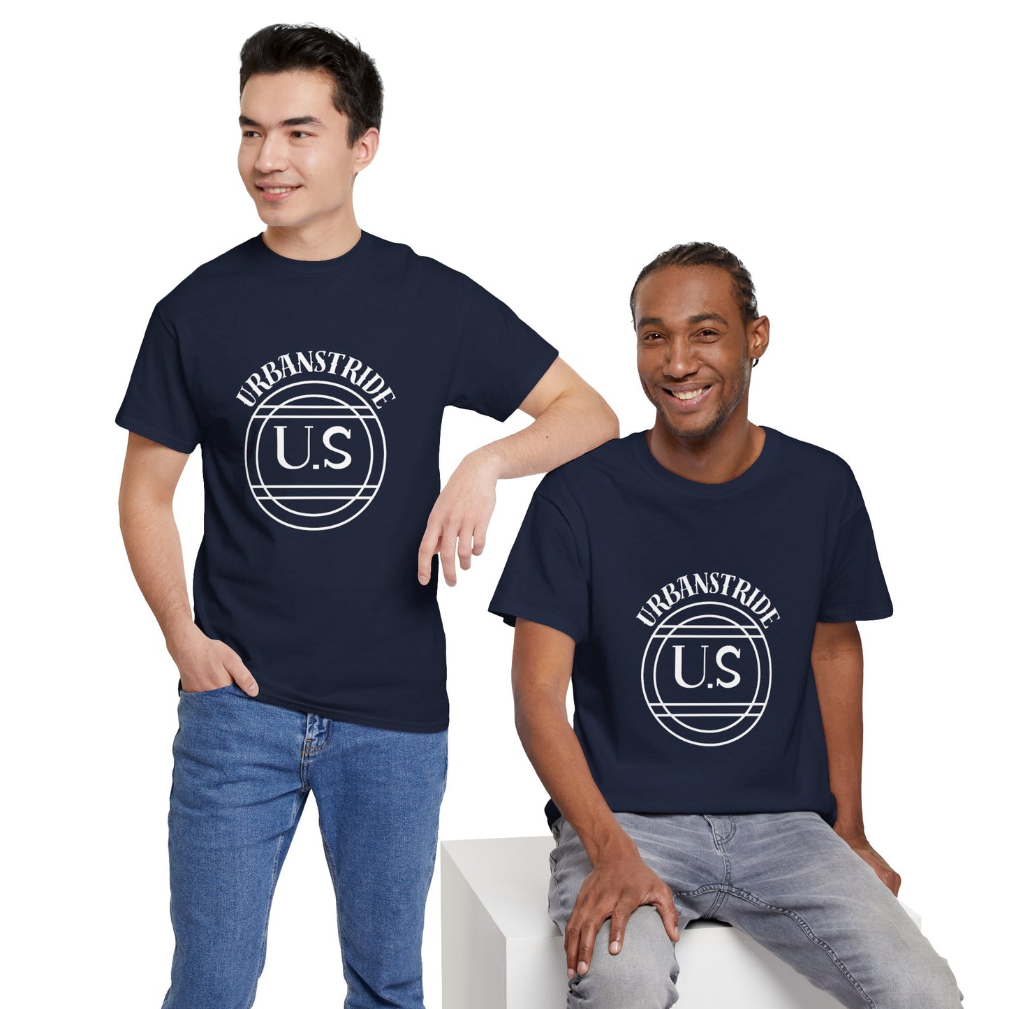 T-shirt con scritta "urbanstride" centrale